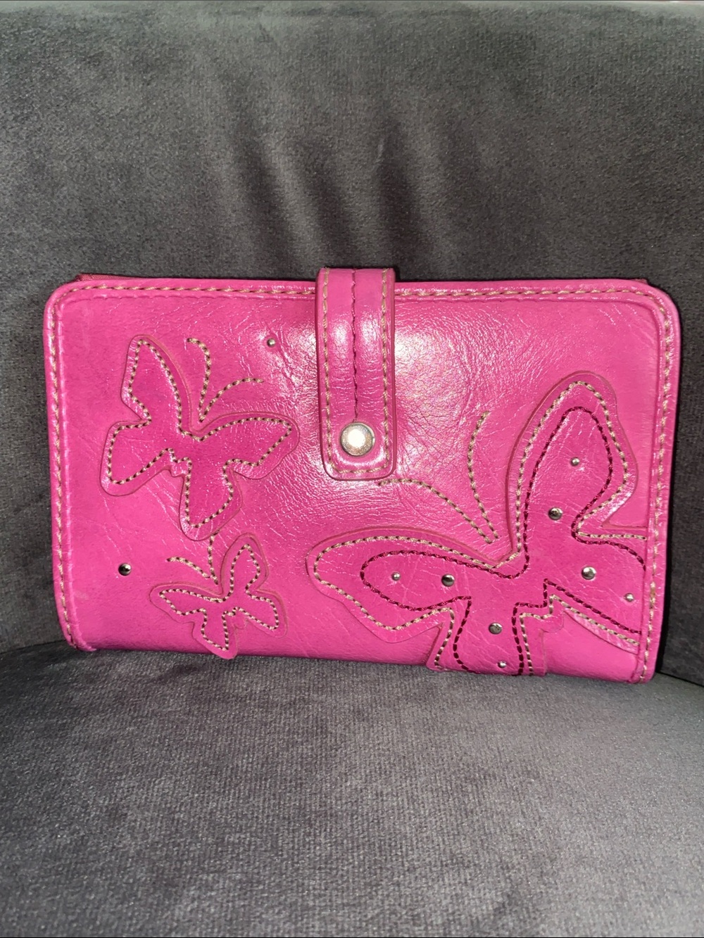 Vintage Relic by Fossil Pink Leather Butterfly Appliqué Bifold Wallet Y2K